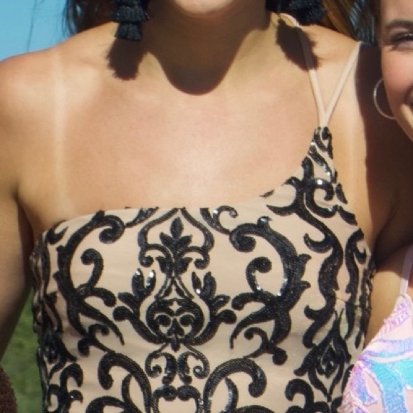 Nude prom dress with black detailing - Picture 3 of 4